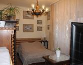 Szolnokon a belvárosban frissen felújított családi ház eladó!