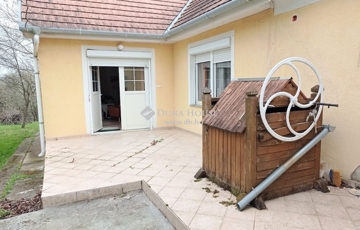 Eladó családi ház