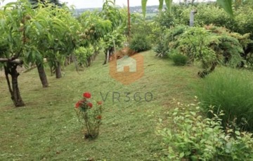 Eladó telek/földterület