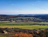 Csodálatos panorámával -eladó MEZŐGAZDASÁGI TERÜLET PÉCSELYEN