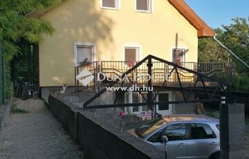 Eladó családi ház