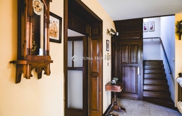 Eladó családi ház