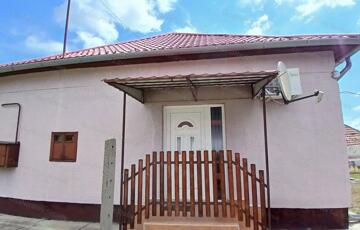 Eladó családi ház