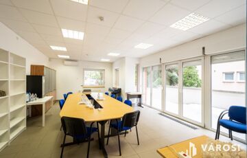 Kiadó iroda/üzlethelyiség