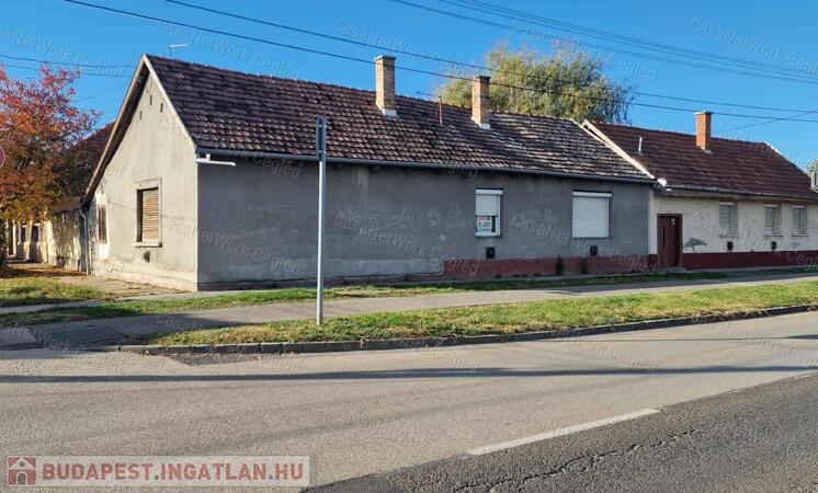 Eladó felújítandó kisház frekventált helyen!                                 