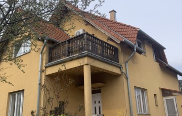 Eladó családi ház