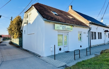 Eladó családi ház
