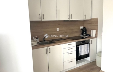 Eladó lakás