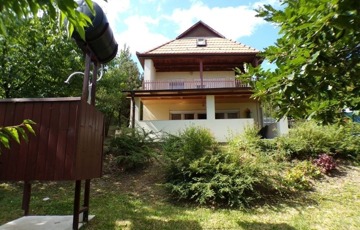 Eladó családi ház