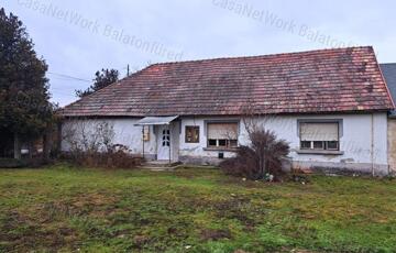 Eladó családi ház
