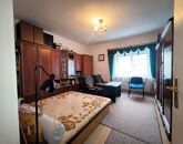 Eladó családi ház Nyúl 78 000 000 Ft