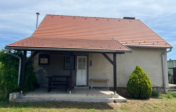 Eladó családi ház