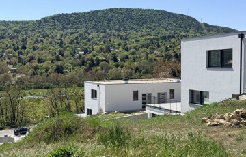 Eladó telek/földterület