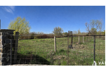 Eladó telek/földterület