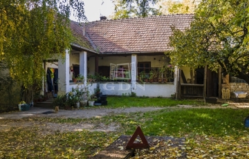 Eladó családi ház