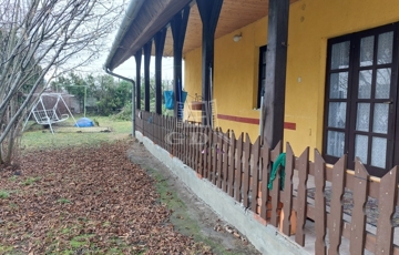 Eladó üdülő/nyaraló