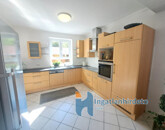 Eladó családi ház Rezi 108 000 000 Ft