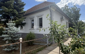 Eladó családi ház