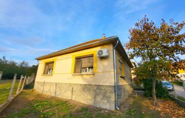 Eladó családi ház