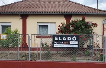 Eladó családi ház