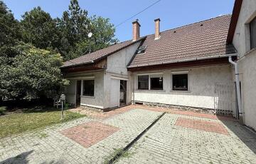 Eladó családi ház