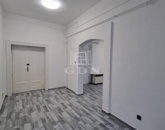 Kiadó iroda/üzlethelyiség Székesfehérvár 190 000 Ft