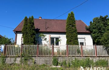 Eladó családi ház
