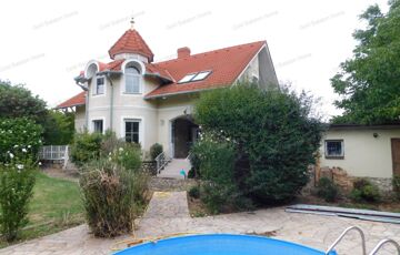 Eladó családi ház