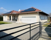 Eladó családi ház Pécs 174 900 000 Ft