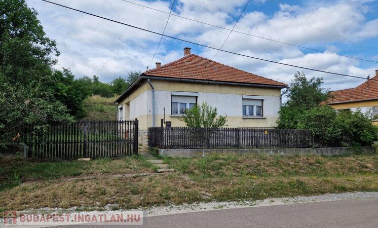 Szuhogyon 90 nm-es, 3 szobás, azonnal költözhető családi ház eladó!                                 