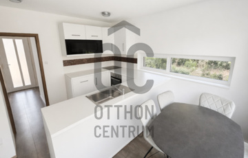 Kiadó családi ház