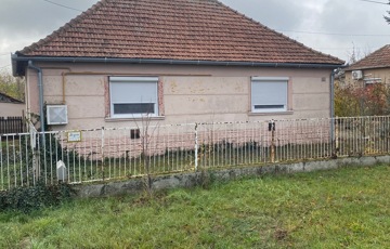 Eladó családi ház