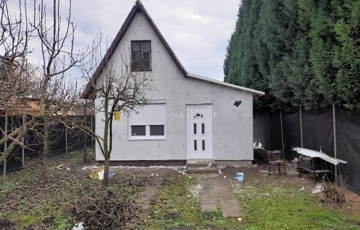 Eladó családi ház