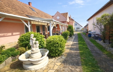 Eladó családi ház