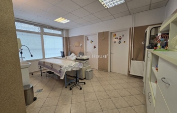 Eladó iroda/üzlethelyiség