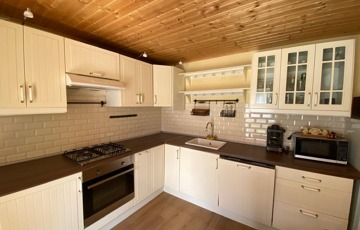 Eladó családi ház