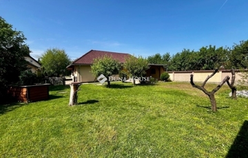 Eladó családi ház