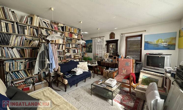 Várpanorámás családi ház Nagyvázsonyban