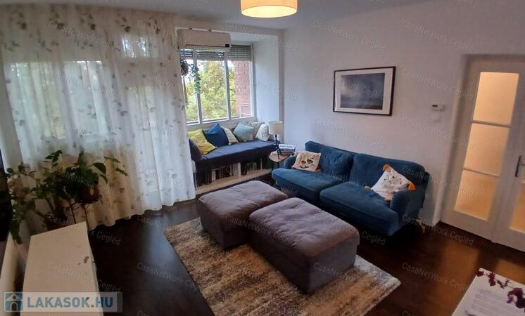 Eladó ceglédi 83 m2 tégla lakás.                                 