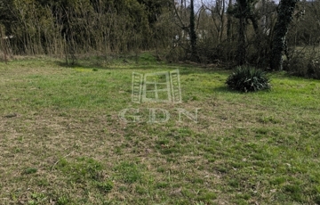 Eladó telek/földterület