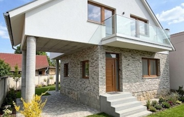 Eladó családi ház