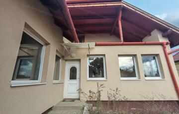 Eladó családi ház