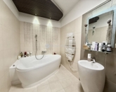 Eladó családi ház Pécs 289 000 000 Ft