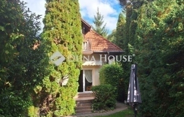 Eladó családi ház