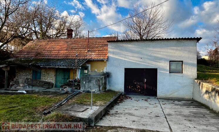 Eladó PRÉSHÁZ a gyönyörű Nivegy-völgyben, SZENTANTALFÁN                                 