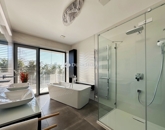 Eladó családi ház Pécs 425 000 000 Ft