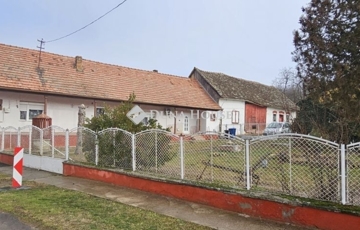 Eladó családi ház