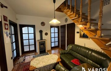 Eladó családi ház