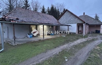 Eladó családi ház
