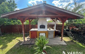 Eladó családi ház